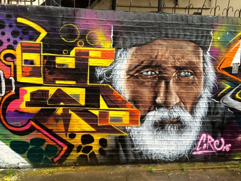 Diaporama A Shoreditch, le street art made in London - Vieil homme. | Photo Dorothée Duchemin